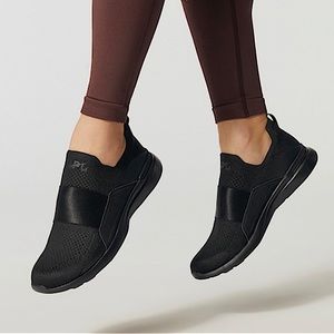 LULULEMON x APL Techloom Bliss Waterproof Slip On Running Shoes, Size 6.5